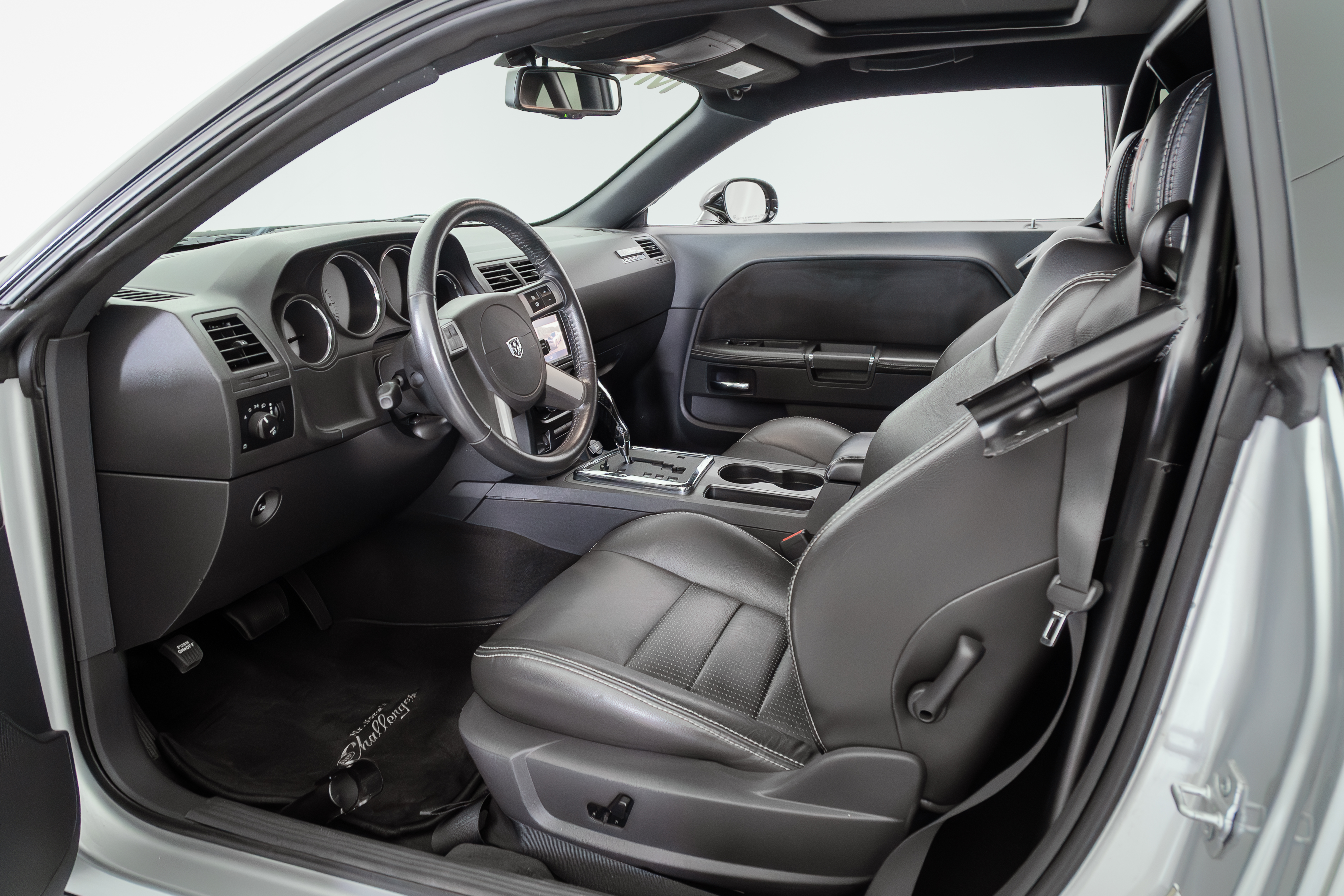 Mr. Norm 2008 Dodge Challenger Interior